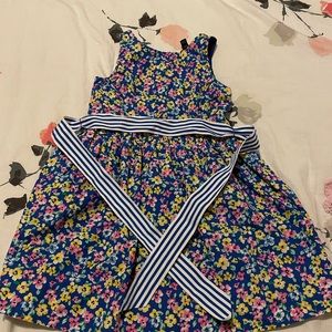 Beautiful blue flower dress, perfect for Spring and Summer.